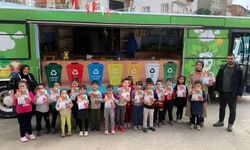 Minik öğrencilere gezici araçla sıfır atık dersi