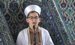 9 yaşında 3 bin kişiye ilk hutbesini okudu