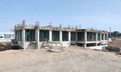 200 yataklı hastane ve meslek lisesi inşaatları hızla yükseliyor