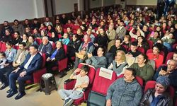 Devrek'te düzenlenen Türk Halk Müziği konseri büyük ilgi gördü