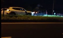 Korna seslerine aldırmadı: Trafiği tehlikeye soktu