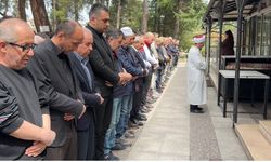 Saldırıda ölen öğretmen ve öğrenciler için gıyabi cenaze namazı kılındı