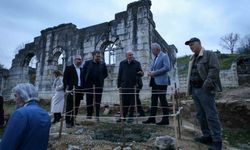 Siyaset üstü zirve