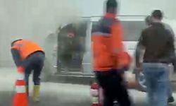 Seyir halindeki minibüs yandı