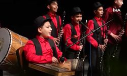 Dünya romanlar günü coşkuyla kutlandı