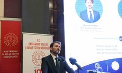 'Yapay zeka öğretmenlerin yerini almayacak ama rolleri değişecek'