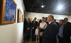 'Suya Yazılan Aşk' ebru sergisi kapılarını açtı