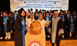 BEUN'da mezuniyet sevinci