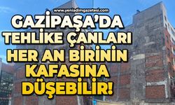 Gazipaşa’da tehlike çanları: Her an birinin kafasına düşebilir!