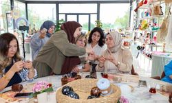Kadınlar en trend aksesuarı üretiyor