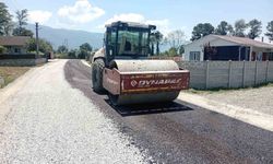 Köylerde sathi kaplama çalışmaları tamamlanıyor