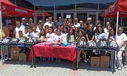 Öğrencilere havuz malzemeleri hediye edildi