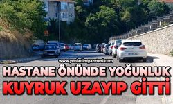 Hastane önünde yoğunluk kuyruk uzayıp gitti