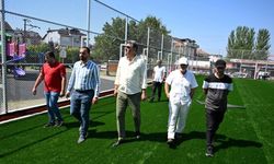 Kartepe'ye iki yeni halı saha