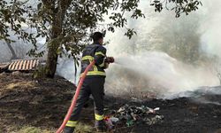 Örtü yangınını itfaiye söndürdü