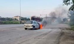 Otomobil yangını büyümeden söndürüldü