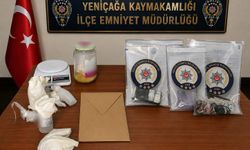 Park halindeki otomobilden 100 bin liralık uyuşturucu çıktı: 2 tutuklama