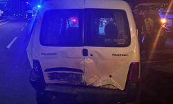 Otomobil ile hafif ticari araç çarpıştı: 2 yaralı