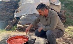 Başkan Bozkurt tencere başında armut pekmezini tanıttı