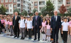 Başkan Söğüt yenilenen okul kantinini inceledi