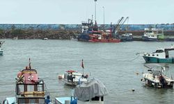 Karadeniz'de fırtına etkili oluyor