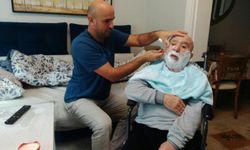 Evde berberlik hizmeti devam ediyor