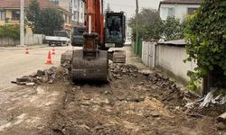 Çilimli'de kaldırımlar yenileniyor