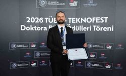 Düzce Üniversitesi öğretim üyesi üçüncü oldu