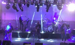 Konserler hız kesmeden devam ediyor