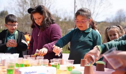 23 Nisan coşkusu köy okuluna taşındı