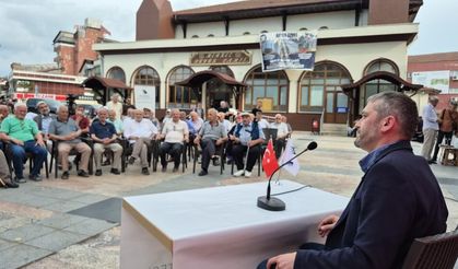 Üroloji Doktoru, cami önünde prostat hastalıklarını anlattı