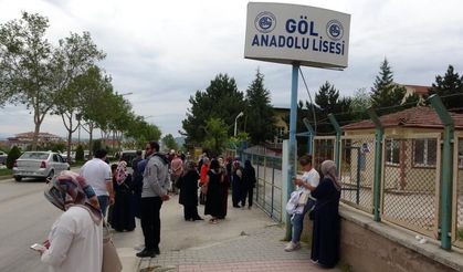 Öğrencilerin LGS heyecanı başladı