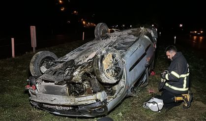 Zonguldak’ta seyir halindeki otomobil takla attı: 2 yaralı