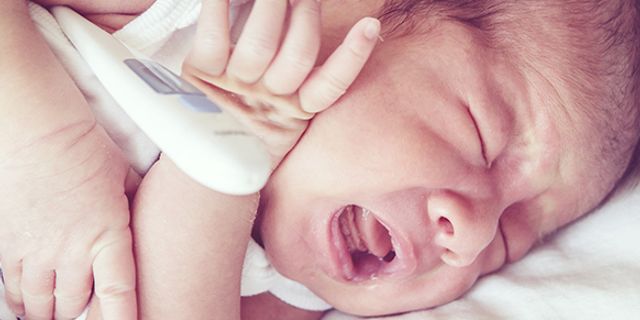 Enfeksiyon, genetik ya da solunum sıkıntılarıyla karşılaşan bebekler riskli bebek mi?