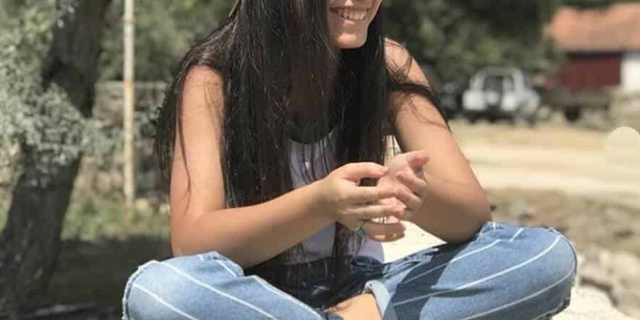 Aleyna Özgeçen: Kirli Sepeti Dizisinin Yıldızı Kimdir?