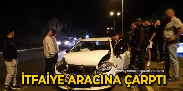 İtfaiye aracına çarptı