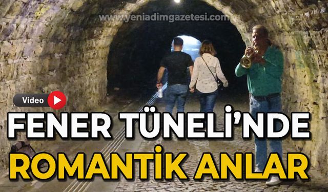 Fener tünelinde romantik anlar