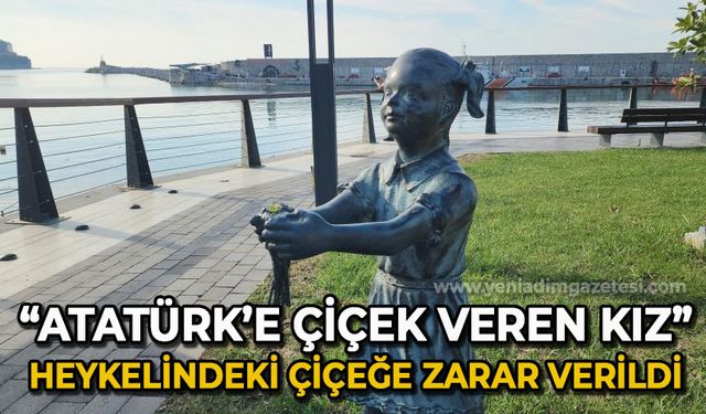 Atatürk’e çiçek veren kızın heykelindeki çiçeğe zarar verdiler