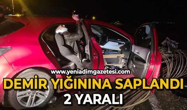 Demir yığınına saplandı: 2 yaralı