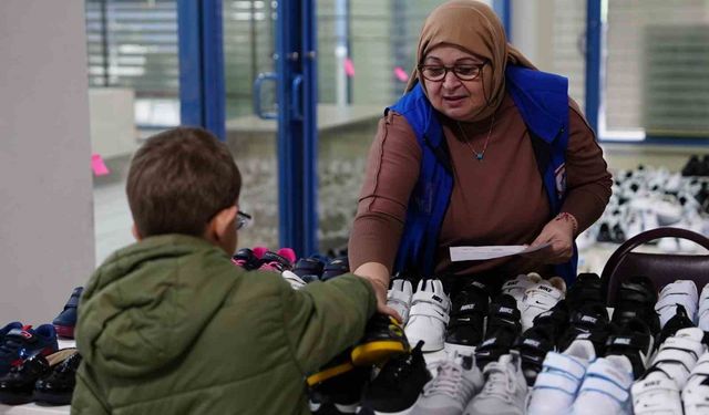 Düzce Belediyesi’nin şefkat eli binlerce aileye dokundu