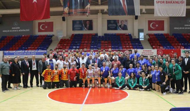 İşitme Engelliler Türkiye Voleybol Şampiyonası Karabük’te sona erdi