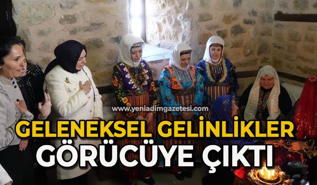 Geleneksel gelinlikler ve çeyizler görücüye çıktı