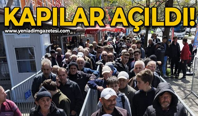 Zonguldak taraftarı stadyuma akın ediyor: Kapılar açıldı