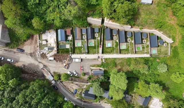 Dağ taş bungalov olmuştu, kaçak olanlar tek tek yıkılıyor