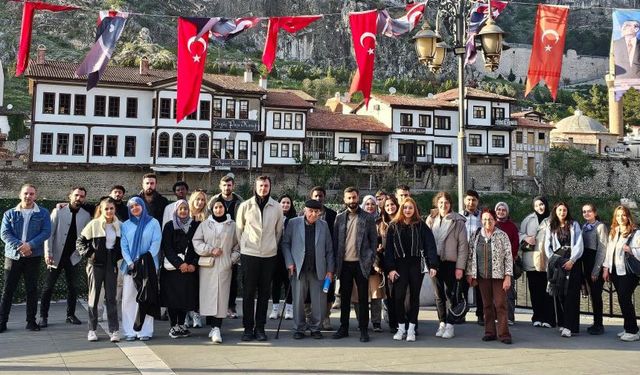 Mimarlık öğrencileri Tokat ve Amasya’da yapıları yerinde inceledi
