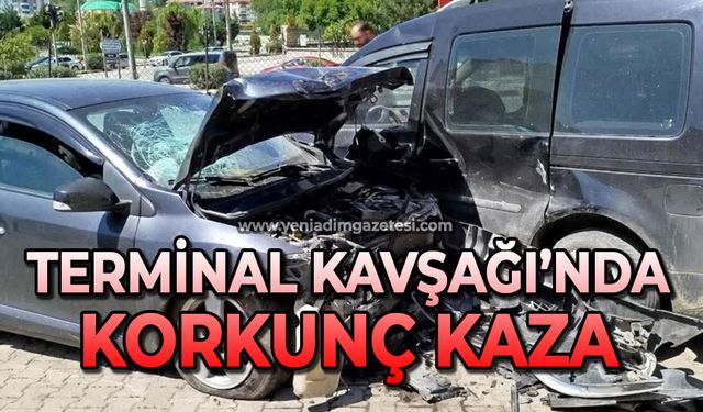 Terminal kavşağında korkunç kaza