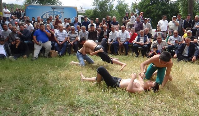 Kazanlar kaynadı, pehlivanlar kıran kırana güreşti
