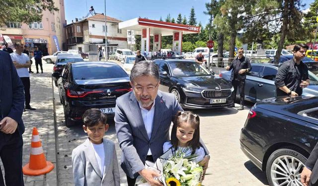 Bakan Yumaklı :  "Türkiye Yüzyılını inşa etmek zorundayız, başka hiçbir şansımız yok"