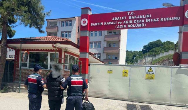 JASAT ekipleri aranan 4 kişiyi yakaladı