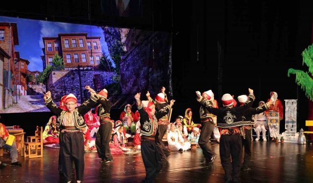 Öğrencilerden sanat dolu gece